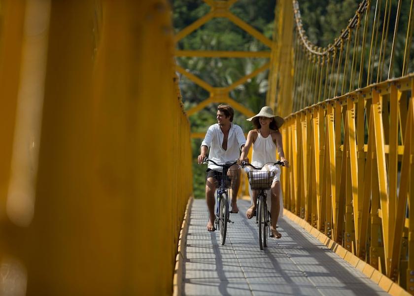 Bali Lembongan Island Bicycling