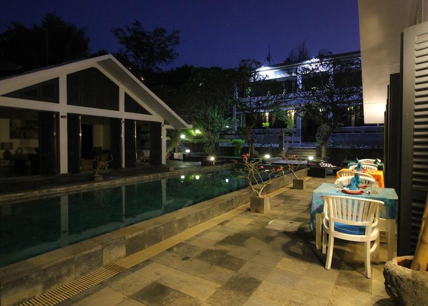 Bali Sukasada Facade