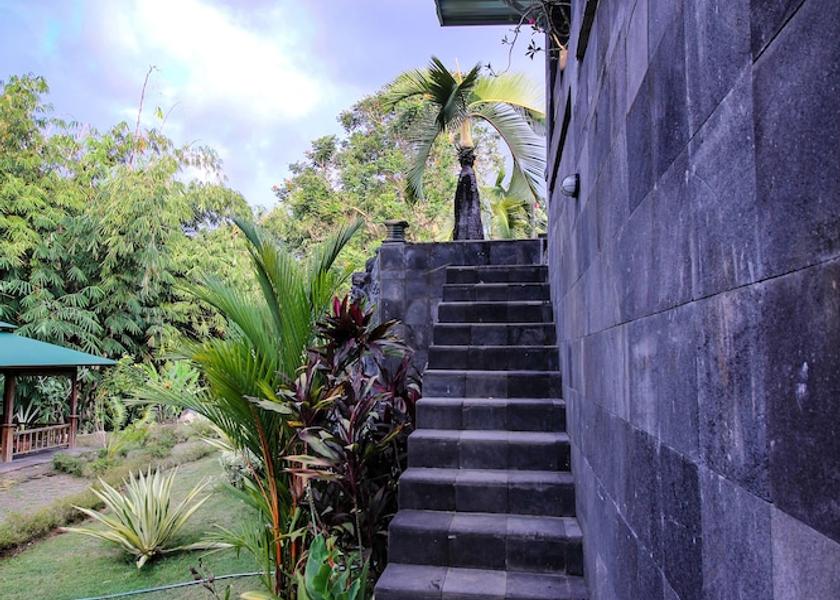 Bali Sukasada Exterior Detail