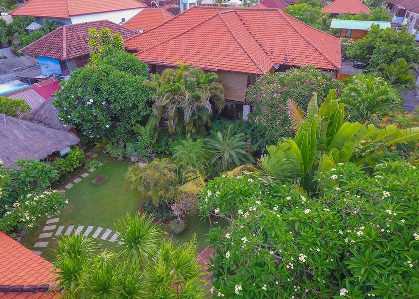 Bali Nusa Dua Front of property