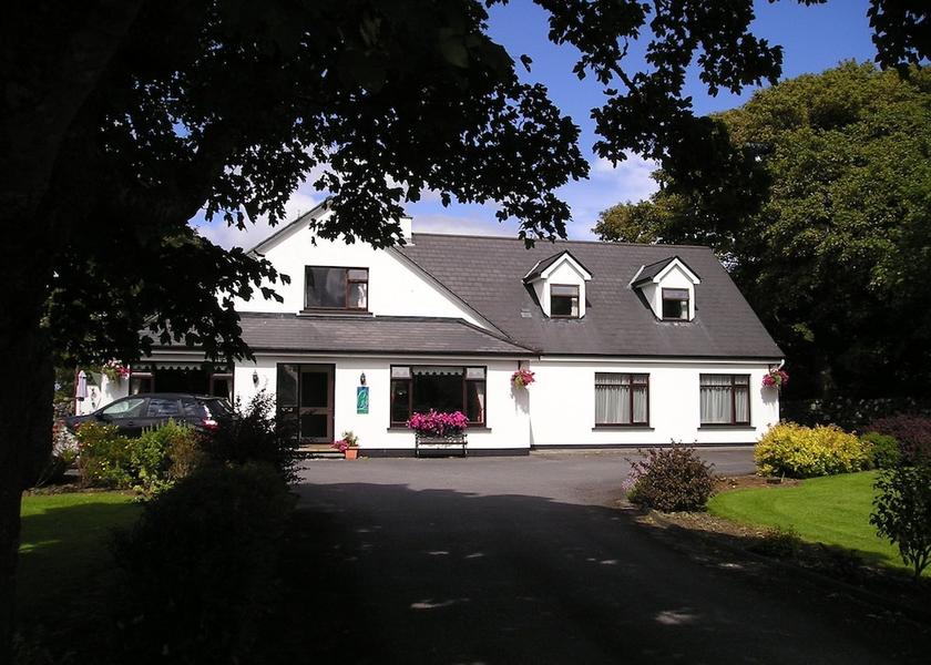 County Galway Oughterard Front of property