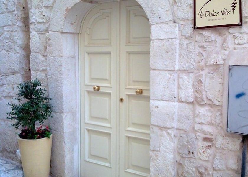 Puglia Turi Entrance