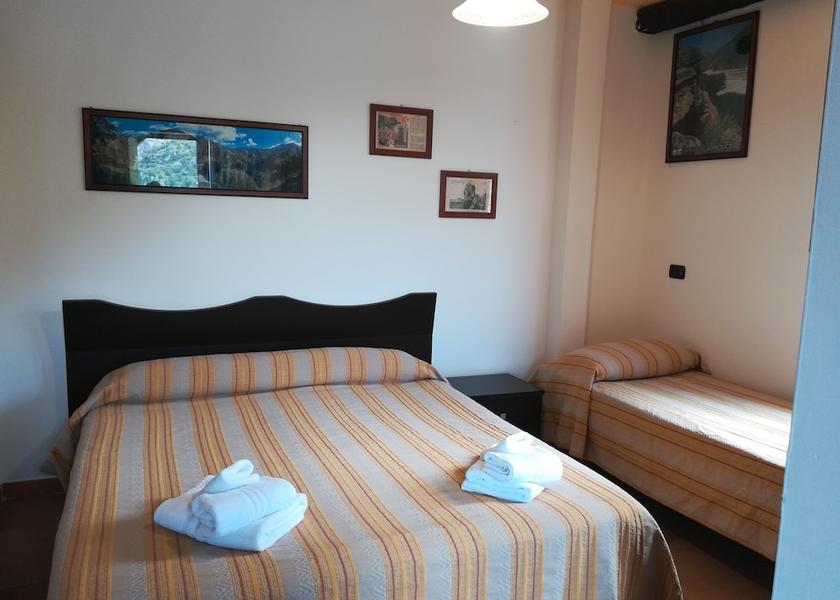 Calabria Scilla Room