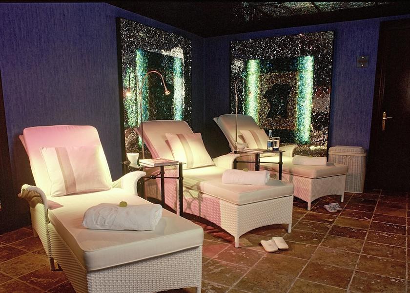 Channel Islands St. Peter Port Spa