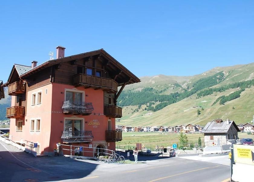 Lombardy Livigno Exterior Detail