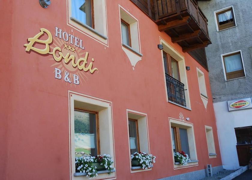 Lombardy Livigno Exterior Detail