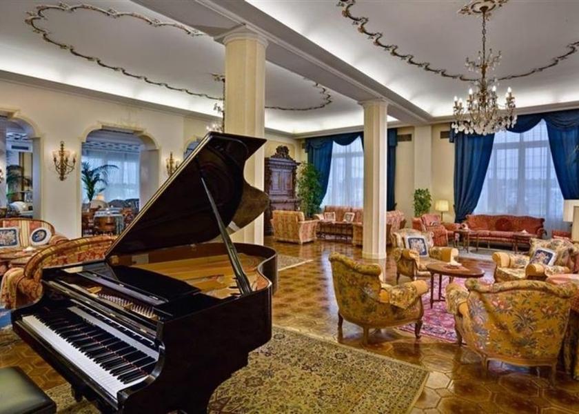 Veneto Abano Terme Interior Entrance