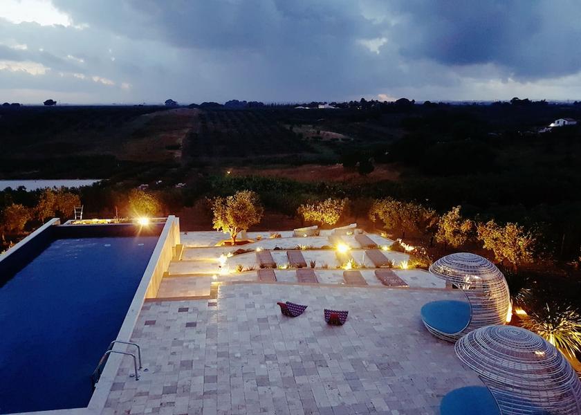 Sicily Castelvetrano Infinity Pool