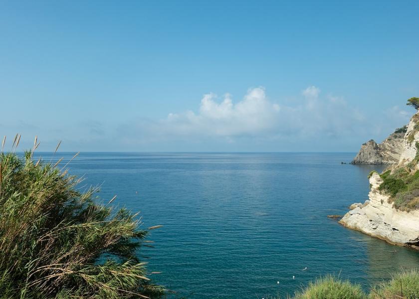 Campania Serrara Fontana Beach