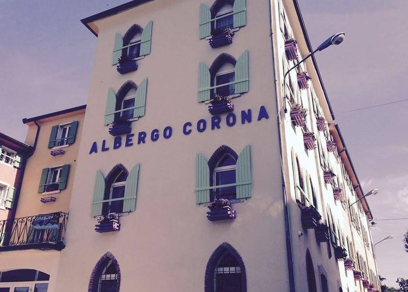 Veneto Caprino Veronese Front of property