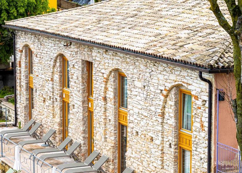 Veneto Caprino Veronese Hotel Exterior