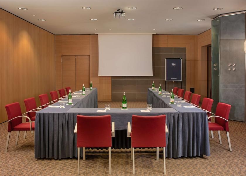 Emilia-Romagna Bologna Meeting Room