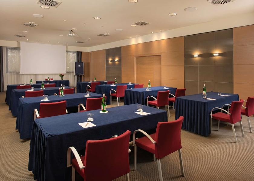 Emilia-Romagna Bologna Meeting Room