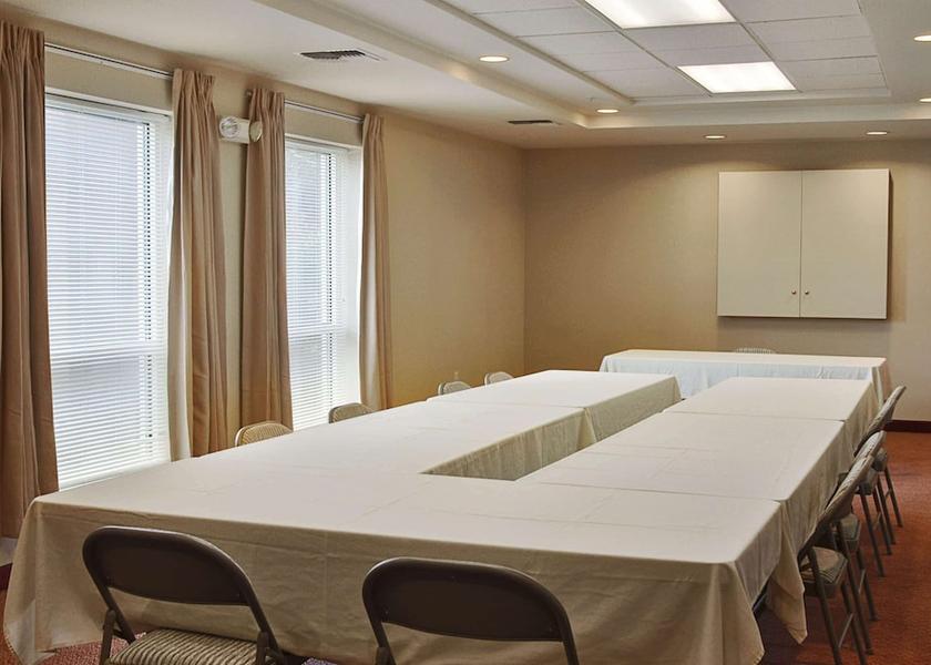 Washington SeaTac Meeting Room