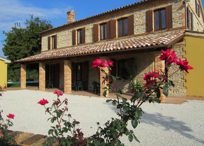 Marche Castelbellino Exterior