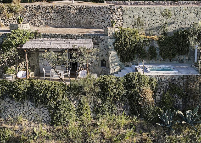 Campania Serrara Fontana Balcony
