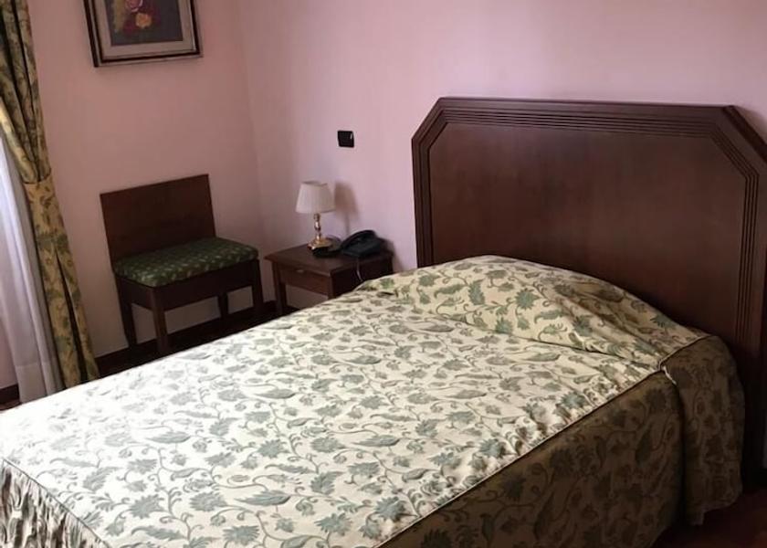 Emilia-Romagna Castel San Pietro Terme Room