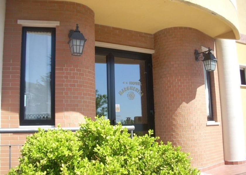 Puglia San Giovanni Rotondo Entrance