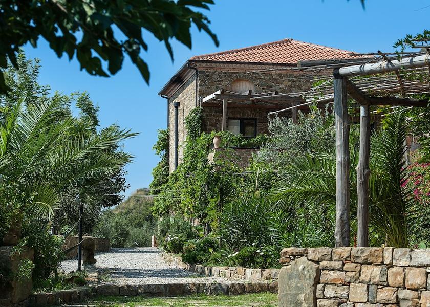 Campania San Mauro Cilento Exterior Detail