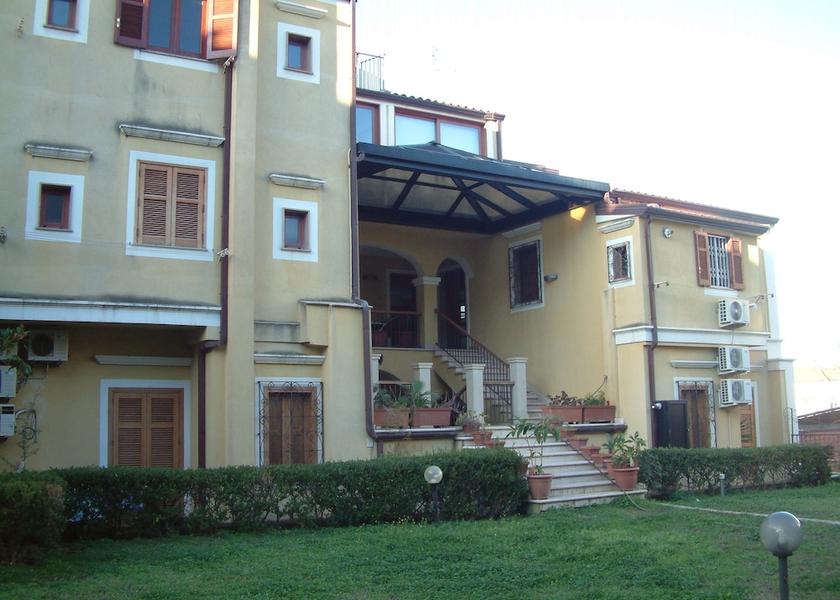Calabria Belvedere Marittimo Exterior Detail
