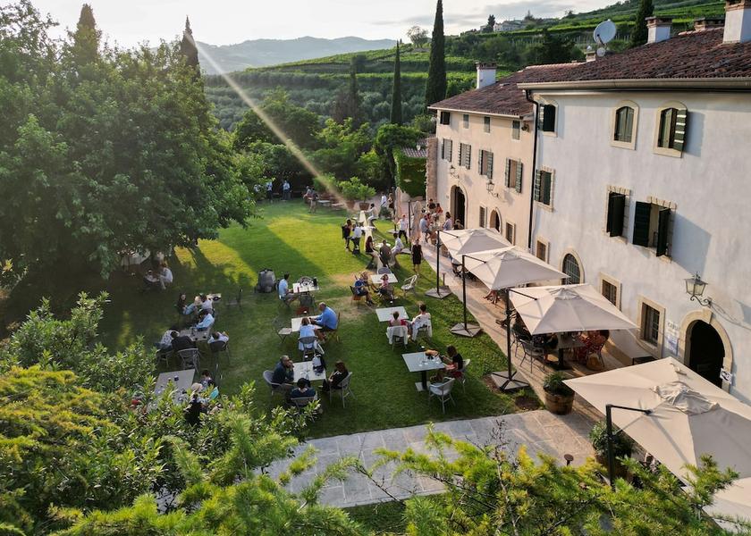 Veneto Mezzane Di Sotto Facade