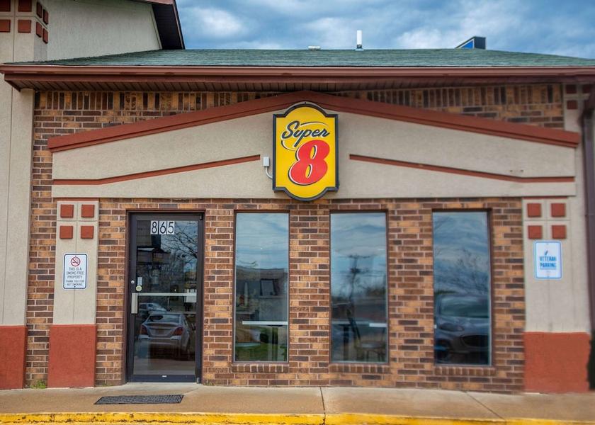 Arkansas Mountain Home Exterior Detail