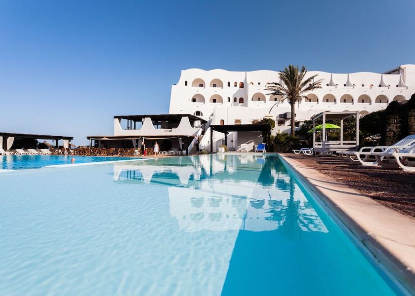 Sicily Pantelleria Pool
