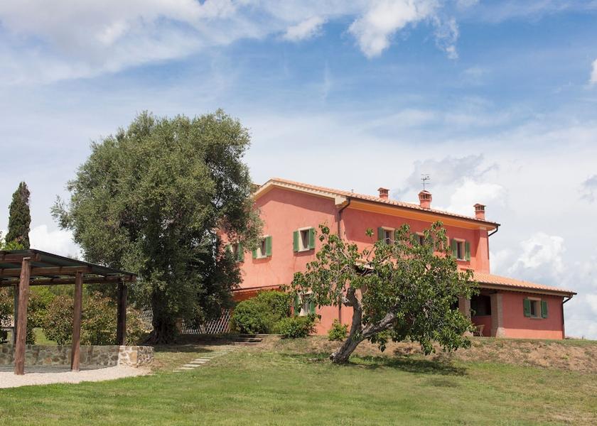 Tuscany Gavorrano Front of property