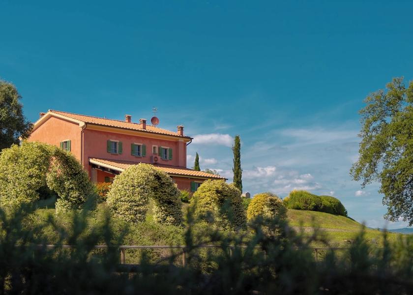 Tuscany Gavorrano Front of property