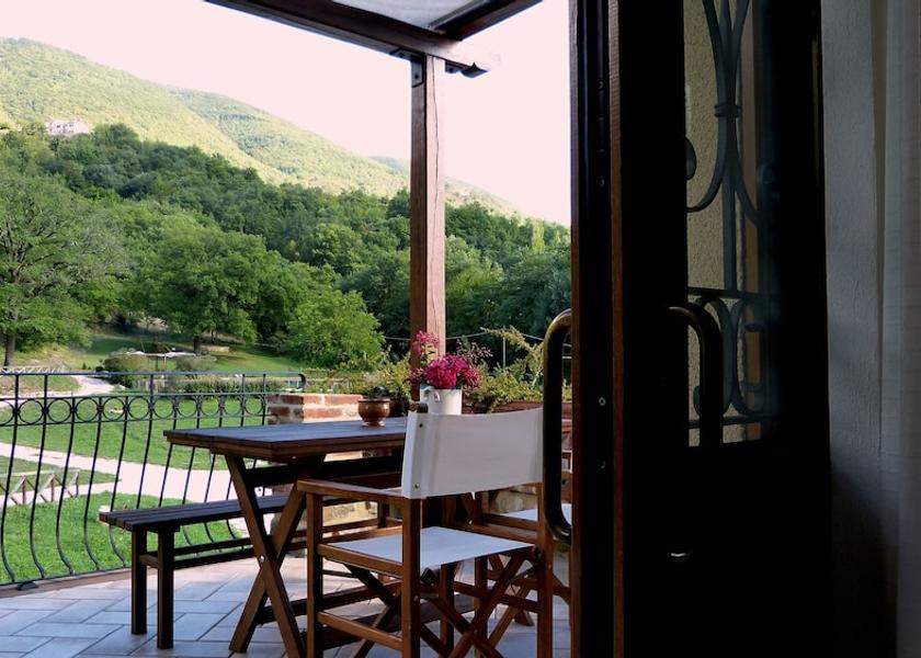 Umbria Valtopina Terrace