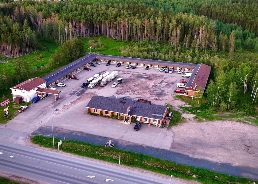 Ontario Cochrane Facade