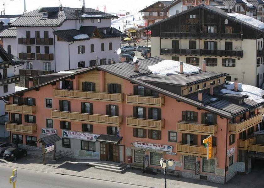 Trentino-Alto Adige Vermiglio Front of property