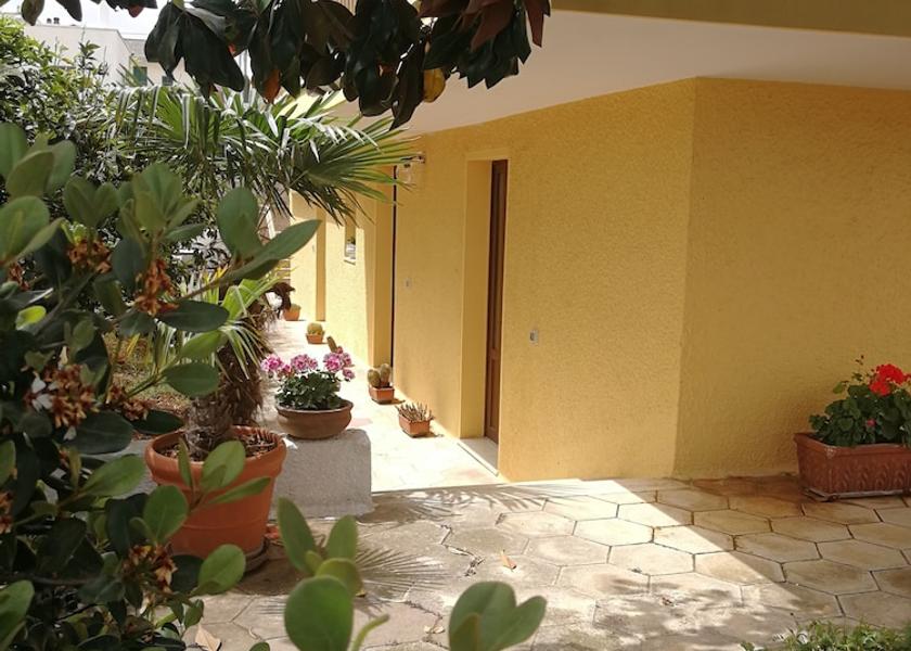 Puglia Castro Exterior Detail
