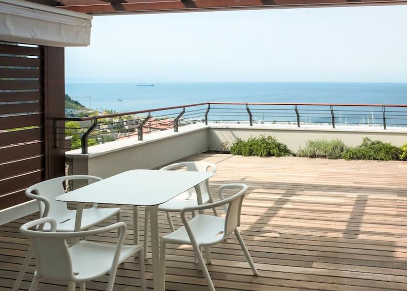 Friuli-Venezia Giulia Duino-Aurisina Terrace