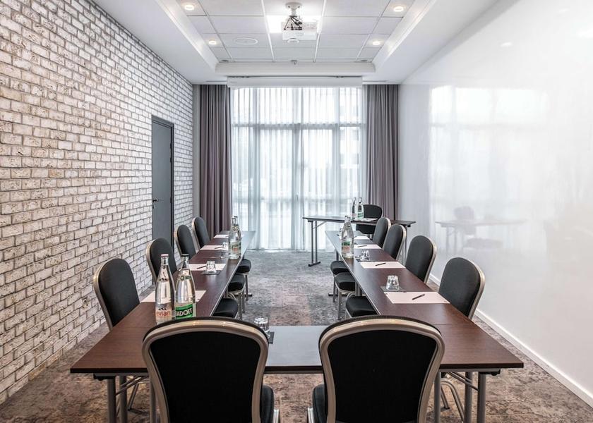 Île-de-France Roissy-en-France Meeting facility
