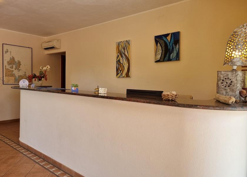 Sardinia La Maddalena Reception