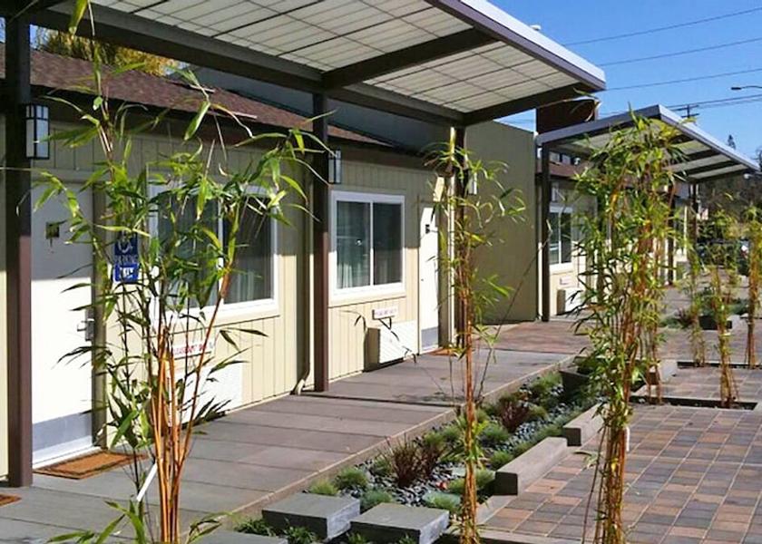 California Palo Alto Exterior