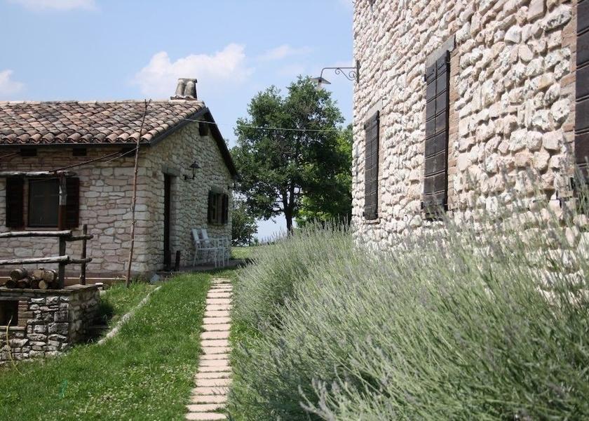 Marche Sassoferrato Exterior Detail