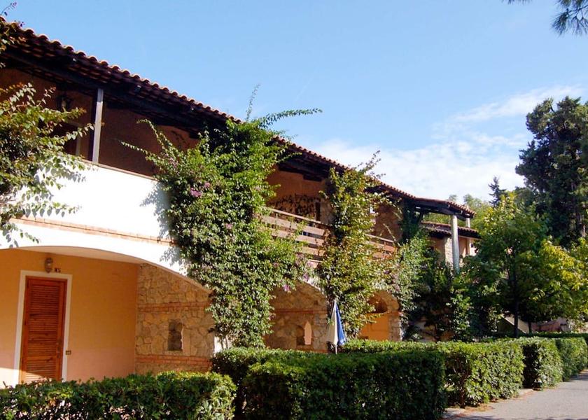 Calabria Sangineto Facade