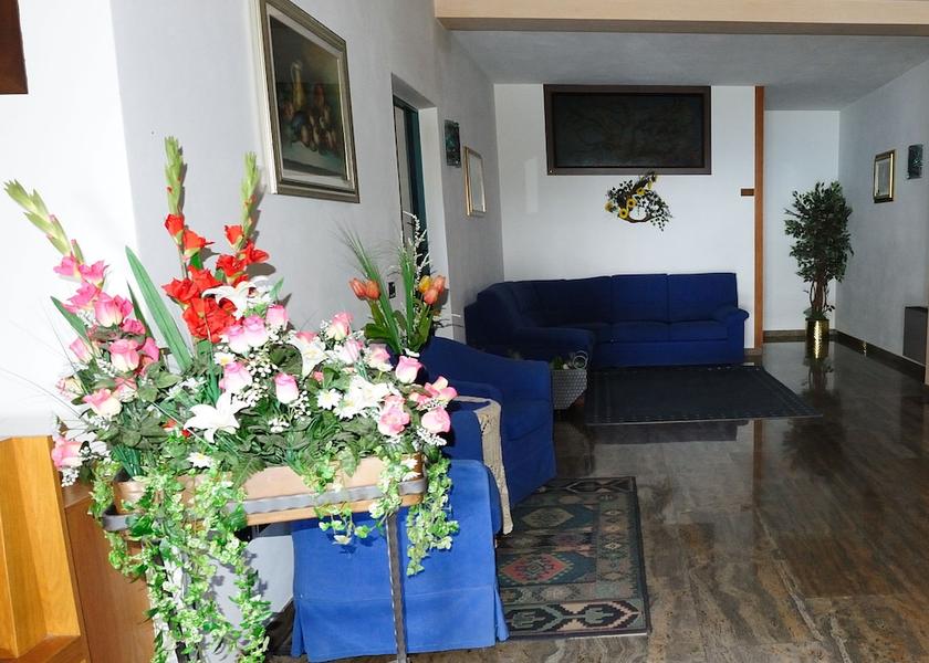 Veneto San Zeno Di Montagna Lobby