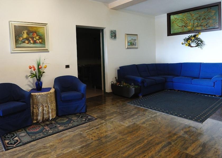 Veneto San Zeno Di Montagna Bar