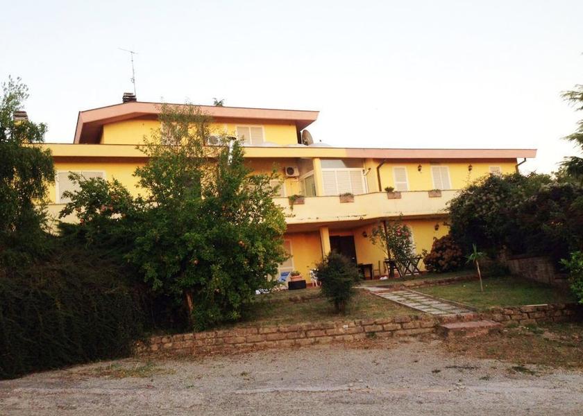 Lazio Campagnano di Roma Exterior Detail