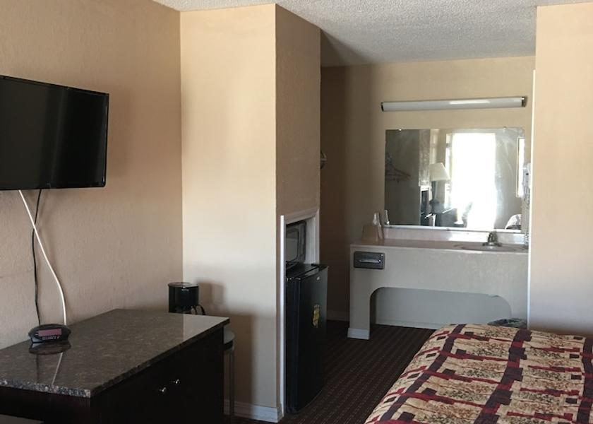 Mississippi Magee Room