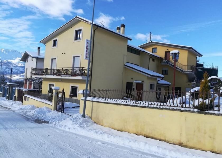 Abruzzo Poggio Picenze Exterior Detail