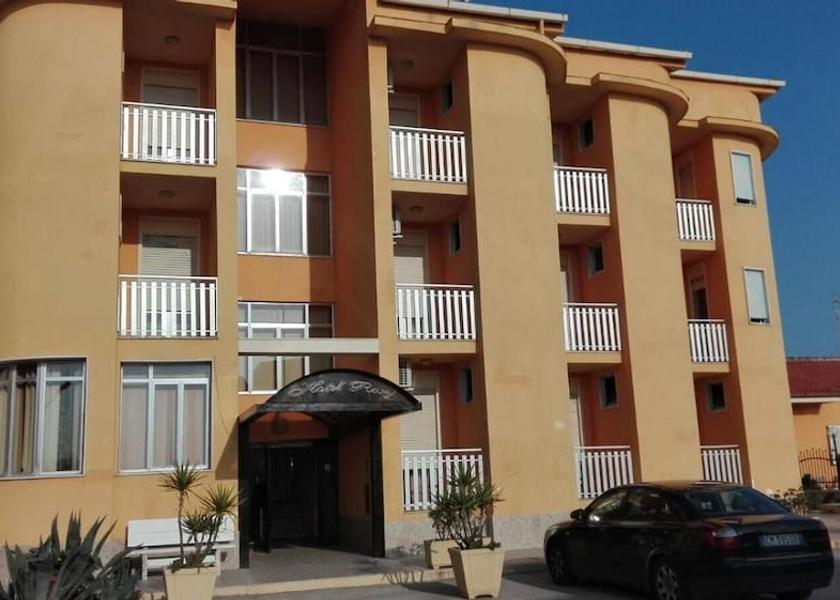 Campania Battipaglia Exterior Detail