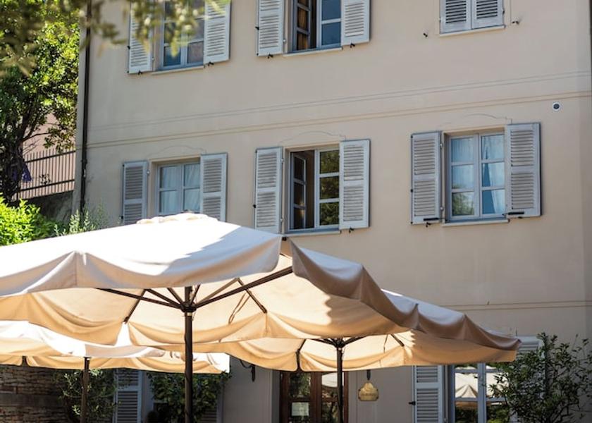 Piedmont Castiglione Tinella Front of property