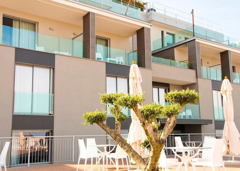 Marche Cupra Marittima Facade