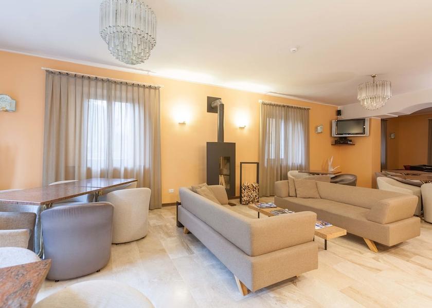 Friuli-Venezia Giulia Arta Terme Lobby