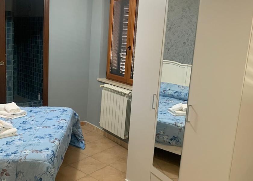 Calabria Scilla Room