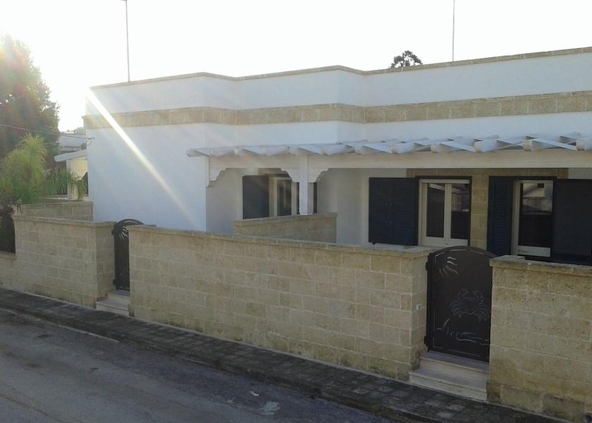 Puglia Maruggio Facade